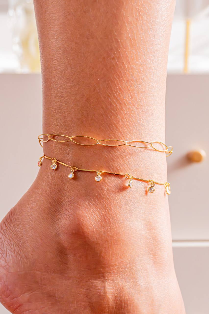Tornozeleira com zircônias, banhada a ouro 18K